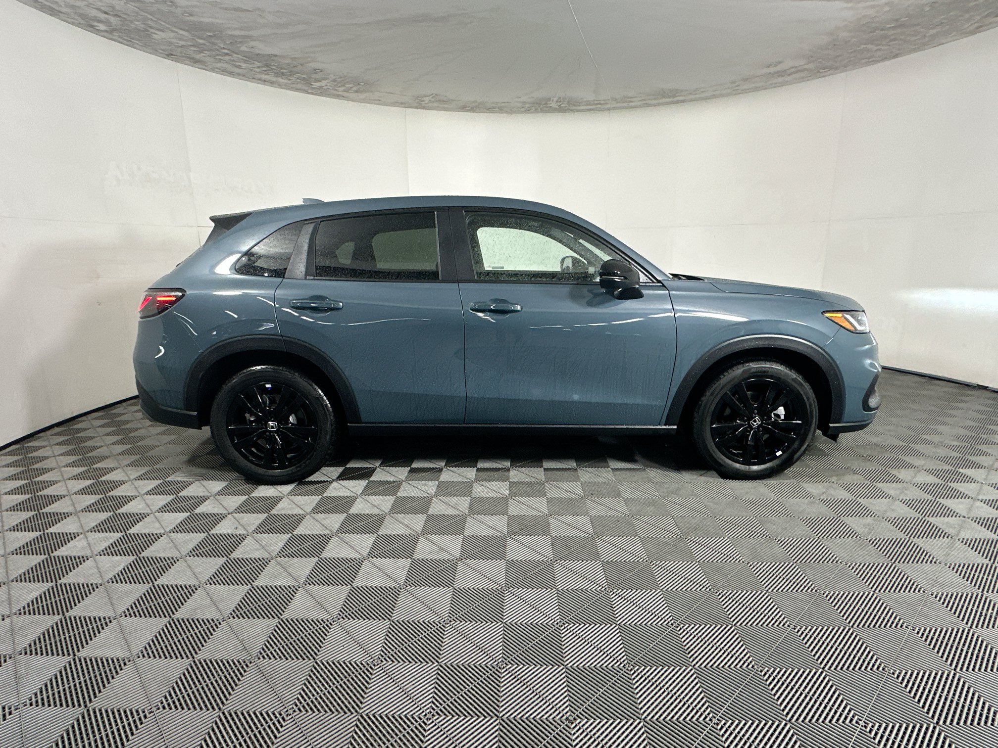 Used 2026 Honda HR-V Sport image 2