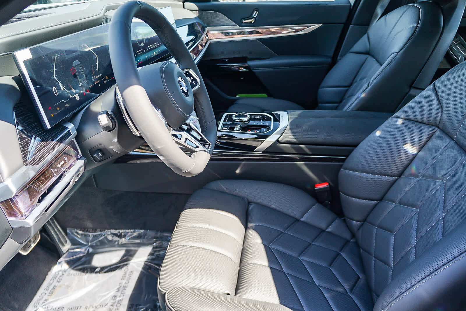 New 2026 BMW 740i image 19