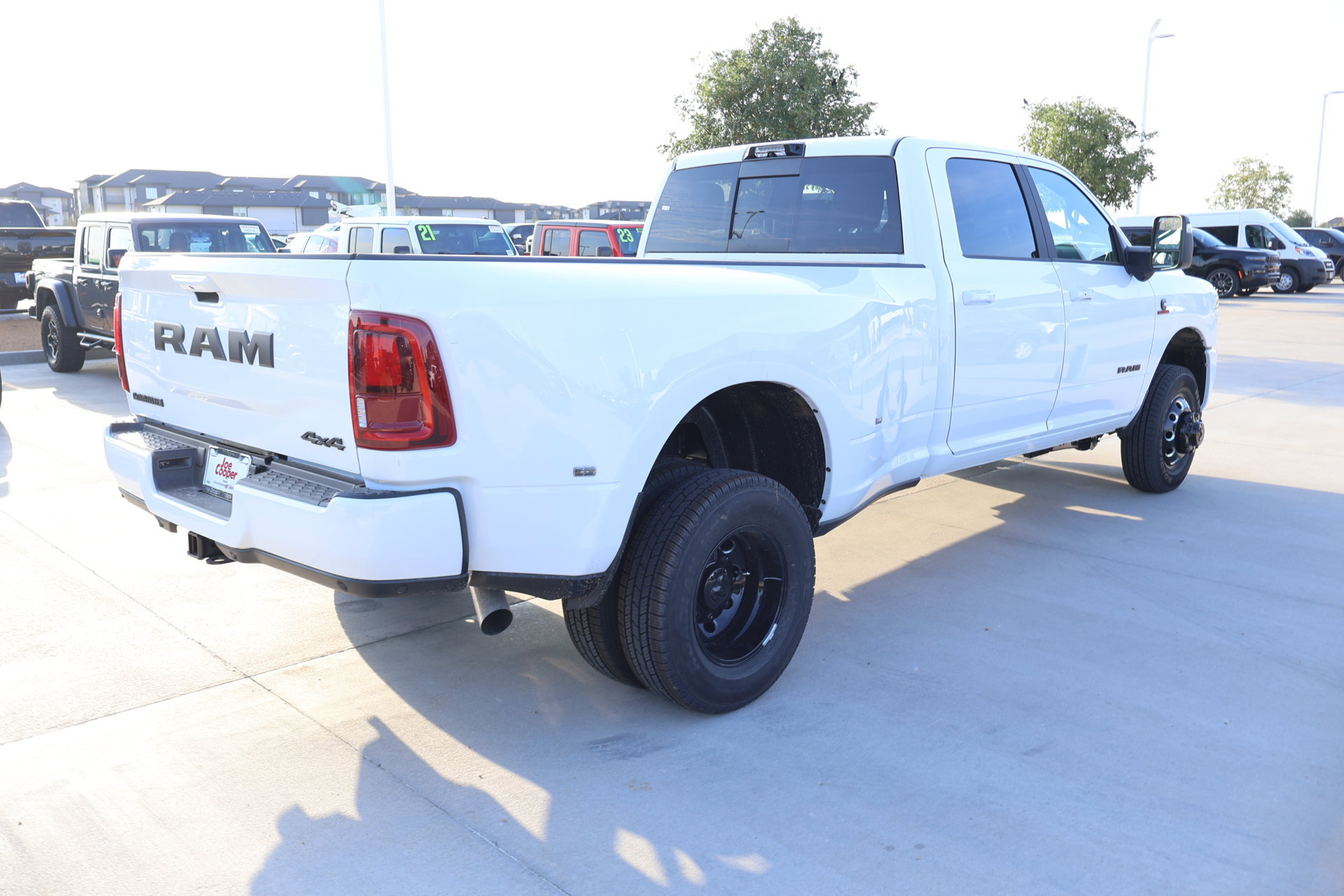 New 2027 RAM 3500 Laramie AWD/4WD image 21