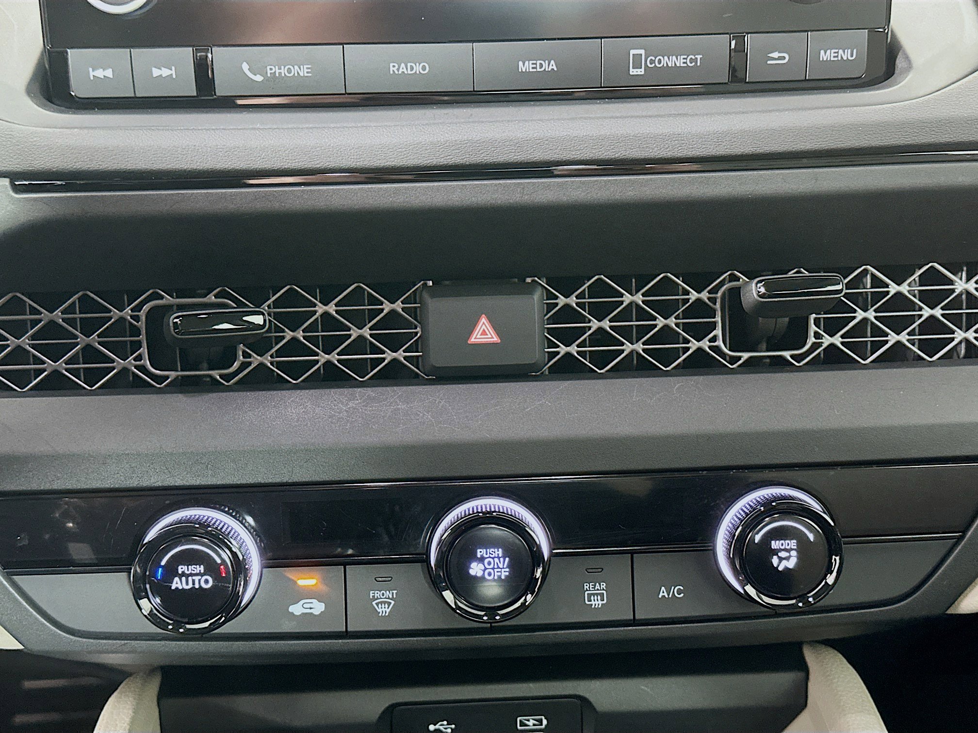 Used 2023 Honda Accord LX image 21