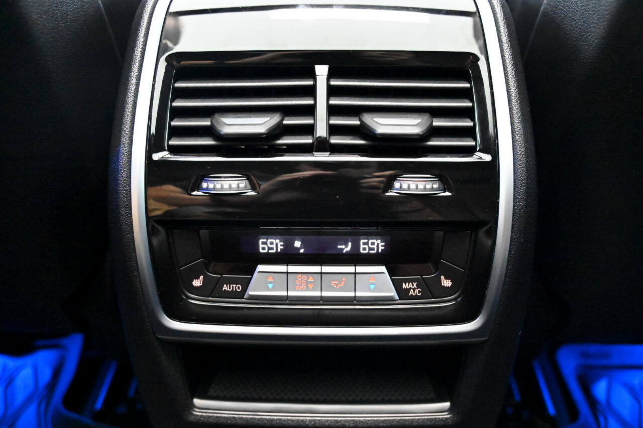 Used 2020 BMW X5 M50i w/ Premium Package image 42