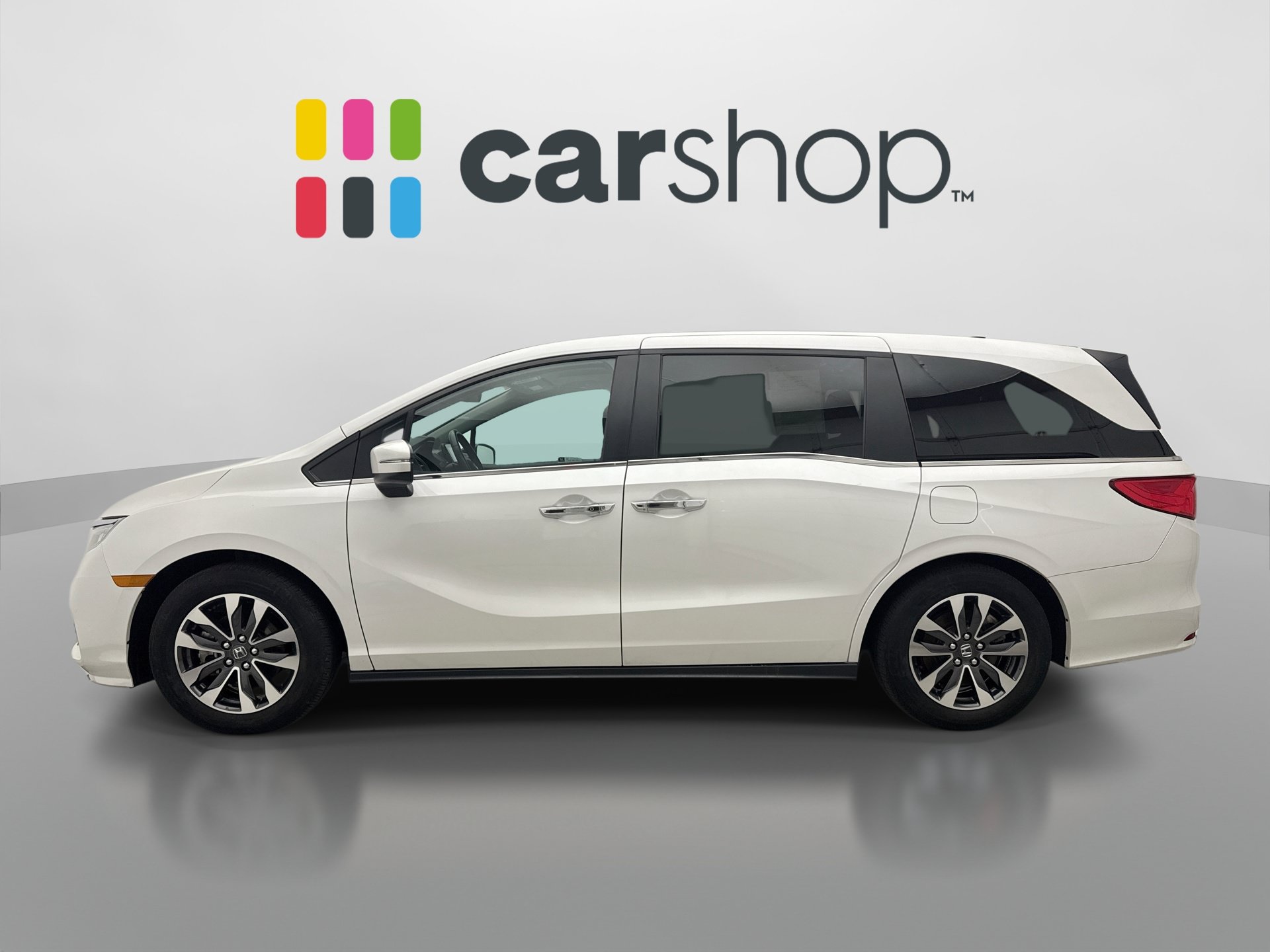 Used 2024 Honda Odyssey EX-L image 2