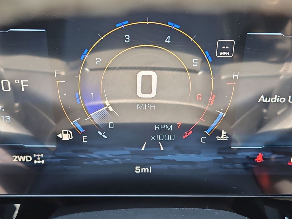 New 2026 Chevrolet Suburban Z71 w/ Comfort Package AWD/4WD image 4