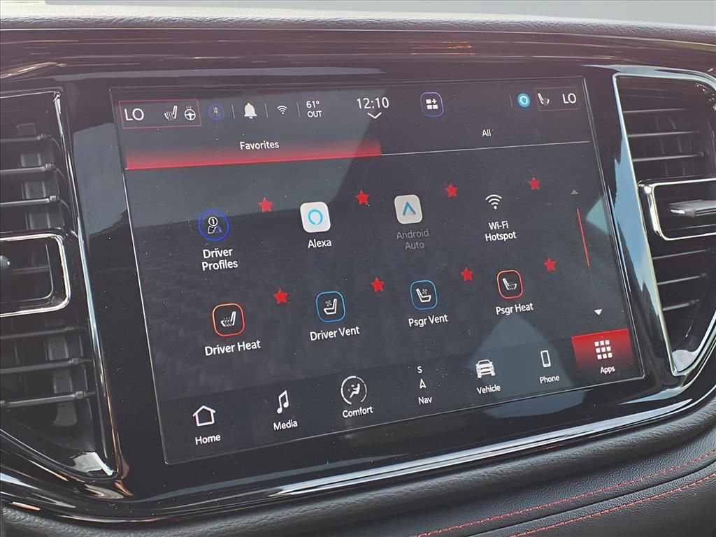 Used 2023 Dodge Durango GT image 11