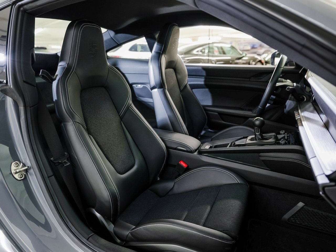 Certified 2024 Porsche 911 GT3 RWD image 28