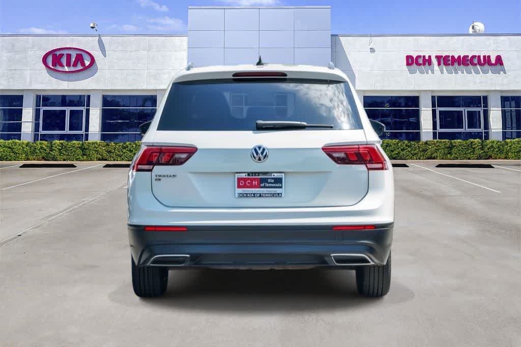 Used 2019 Volkswagen Tiguan SE w/ Panoramic Sunroof Package FWD image 5
