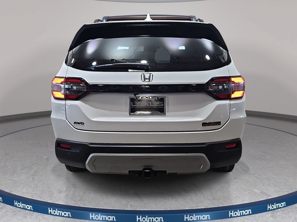 Used 2023 Honda Pilot TrailSport image 7