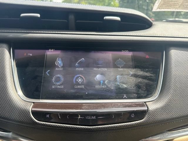 Used 2017 Cadillac XT5 Luxury w/ Driver Awareness Package FWD image 30