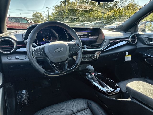 New 2026 Chevrolet Trax RS w/ Driver Confidence Package FWD image 17