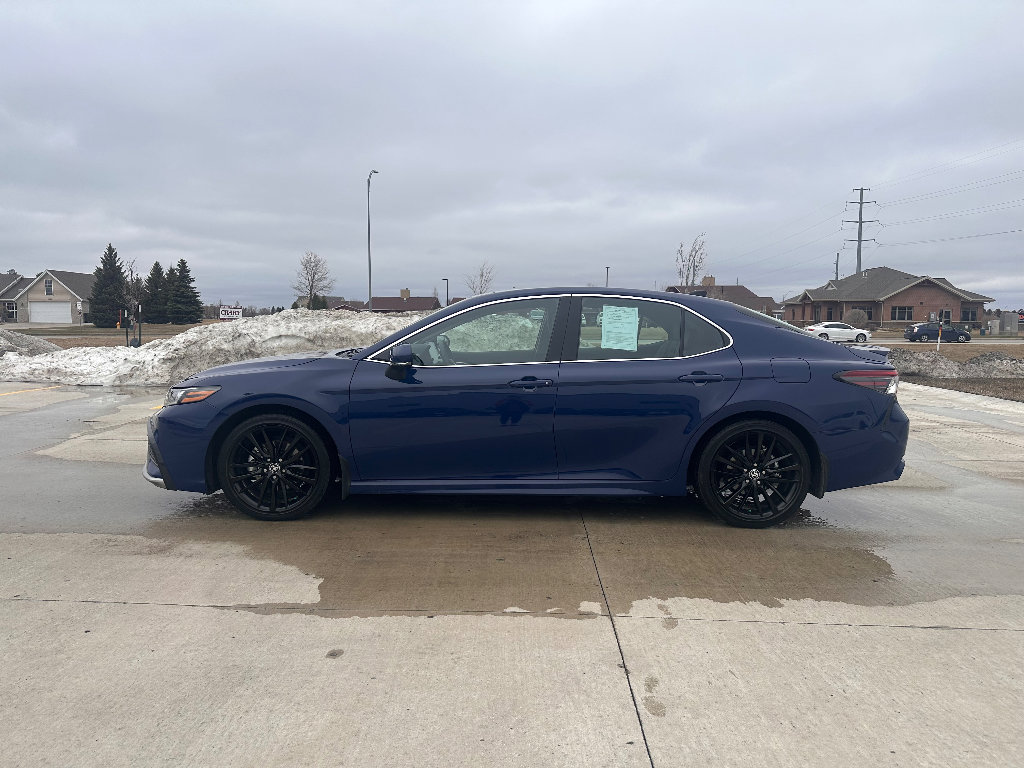 Used 2024 Toyota Camry XSE w/ Navigation Package AWD/4WD image 1