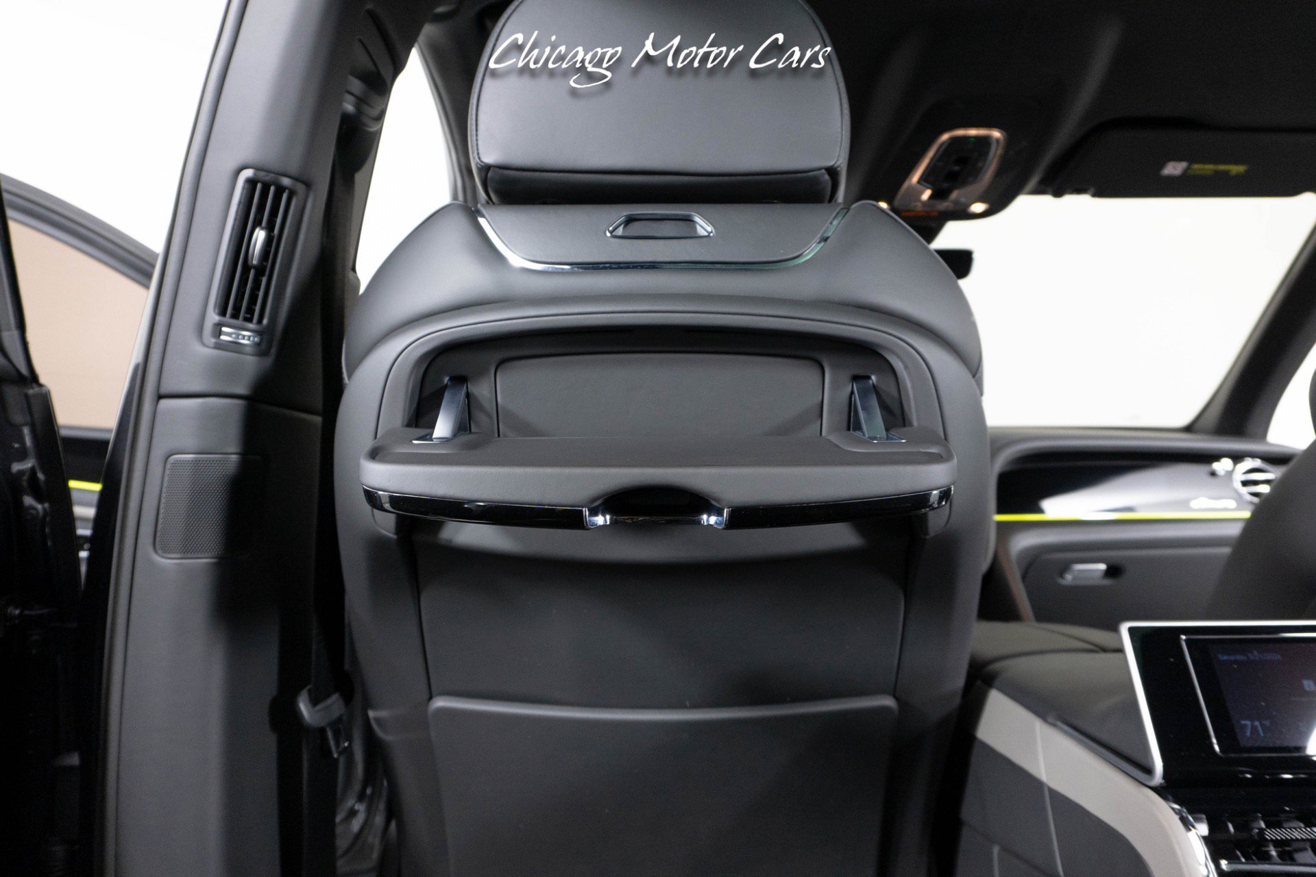 Used 2023 Bentley Bentayga Extended Wheelbase image 77