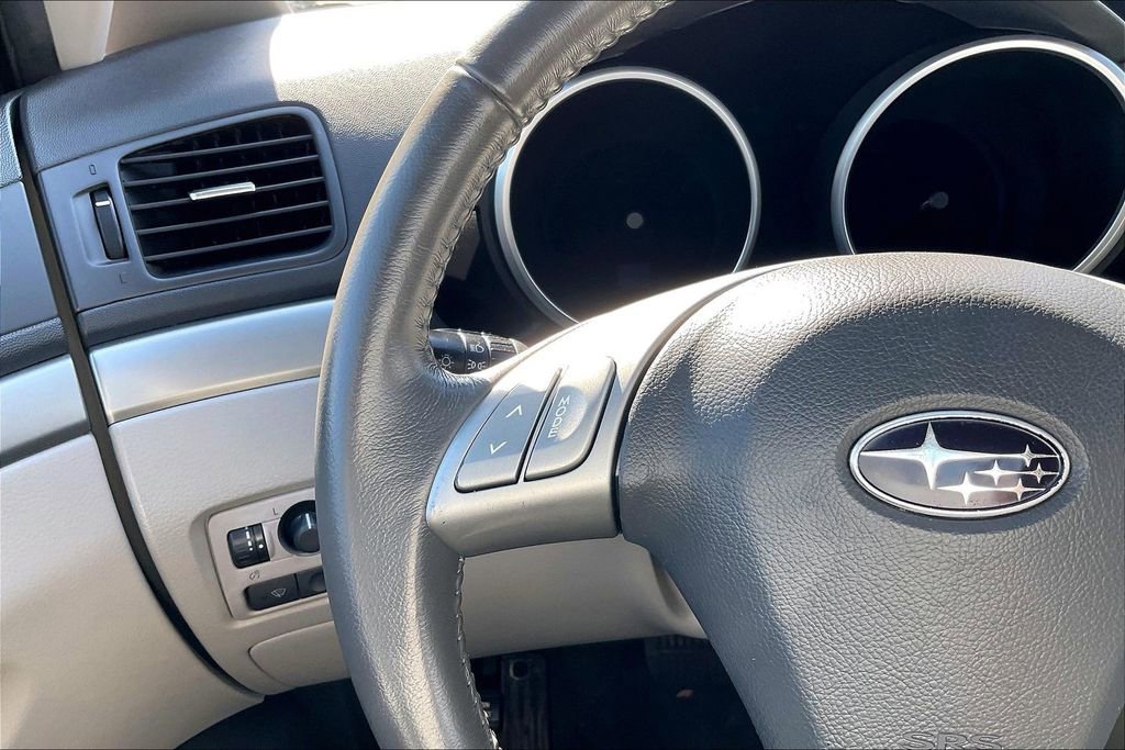 Used 2010 Subaru Tribeca Limited AWD/4WD image 21
