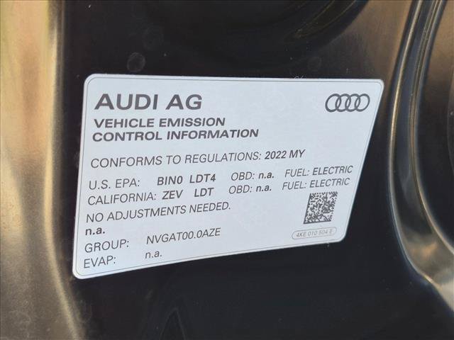 Used 2022 Audi e-tron Premium AWD/4WD image 24