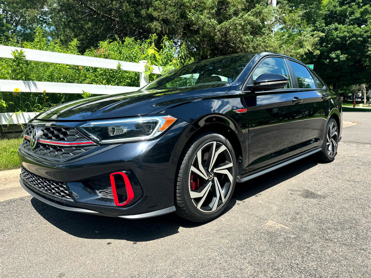 Used 2022 Volkswagen Jetta GLI Autobahn image 4