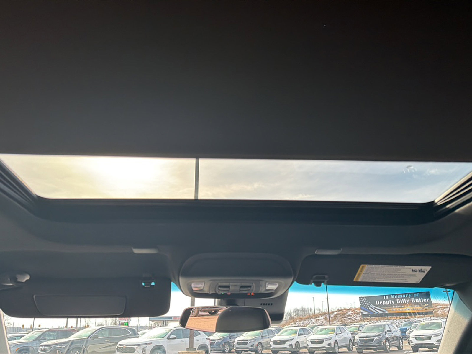 Used 2025 Cadillac CT4 Premium Luxury image 15