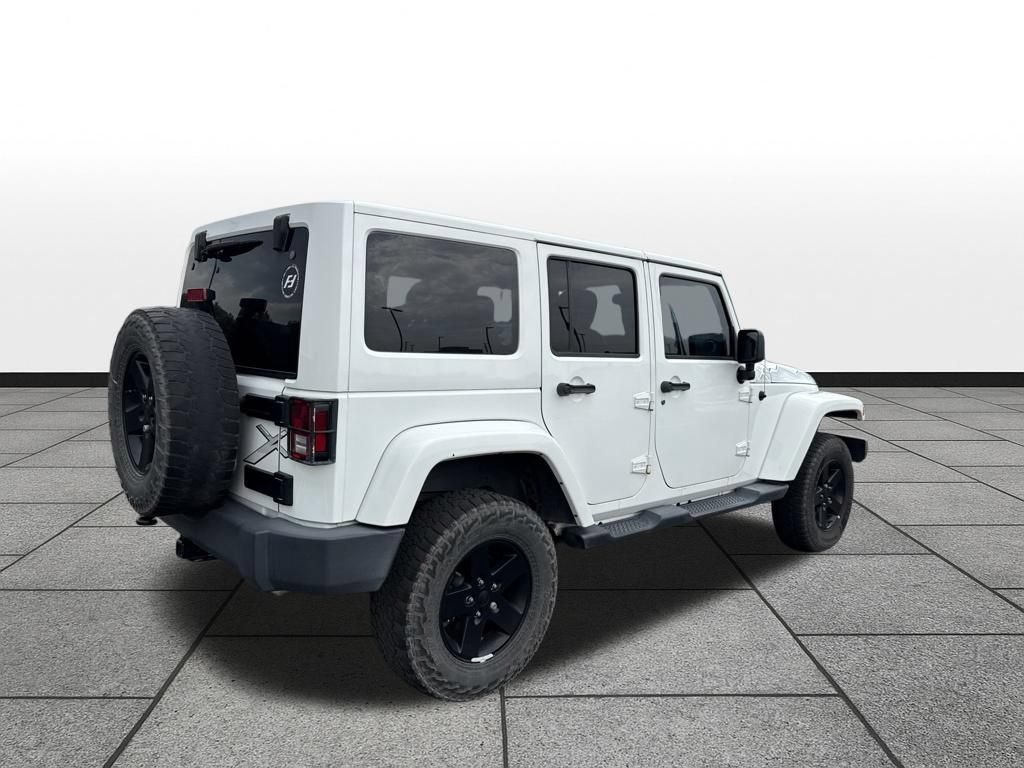 Used 2015 Jeep Wrangler Unlimited Sahara AWD/4WD image 5