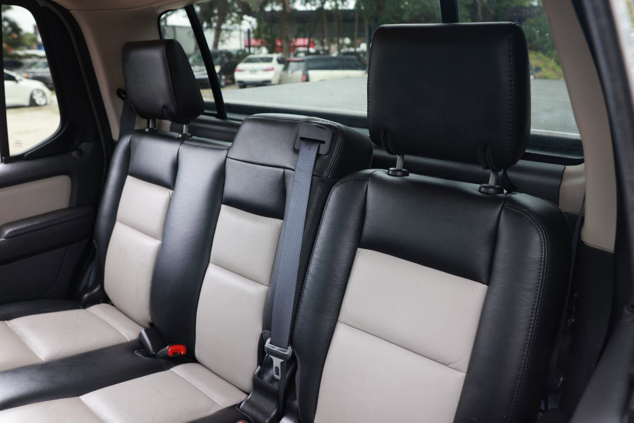 Used 2008 Ford Explorer Sport Trac Limited RWD image 8