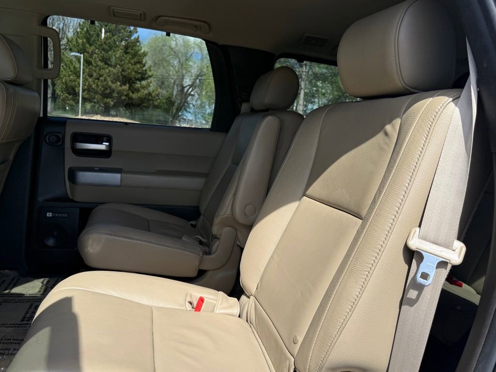 Used 2008 Toyota Sequoia Limited AWD/4WD image 16