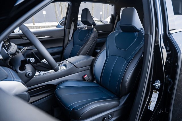 New 2026 INFINITI QX60 Sport image 16