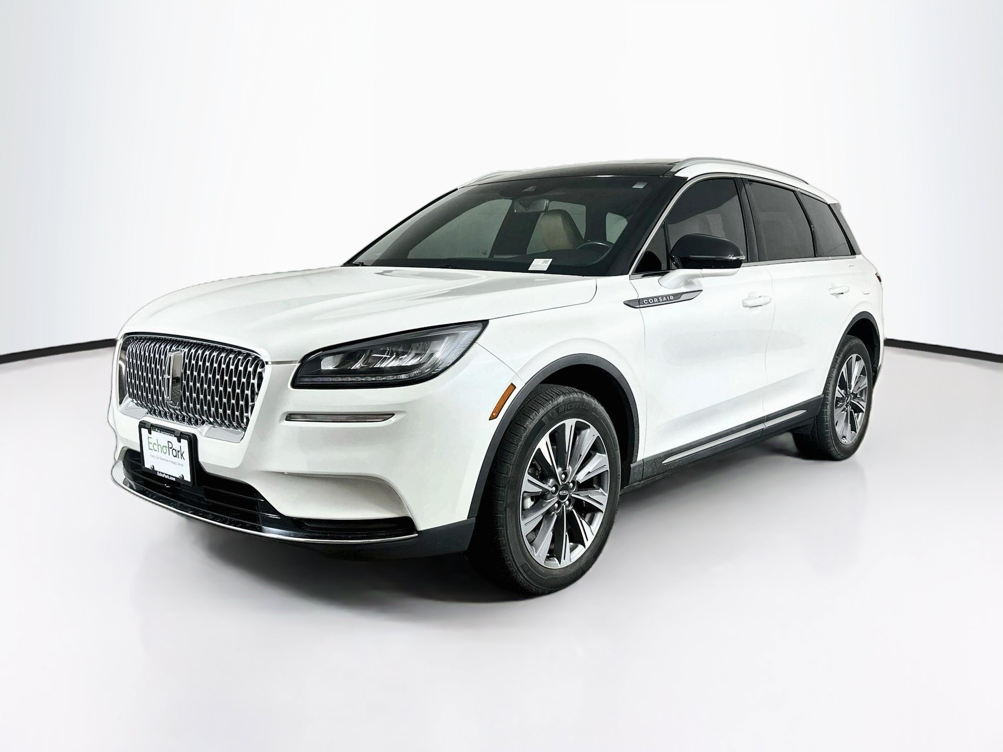 Used 2022 Lincoln Corsair Reserve w/ Elements Package AWD/4WD image 3