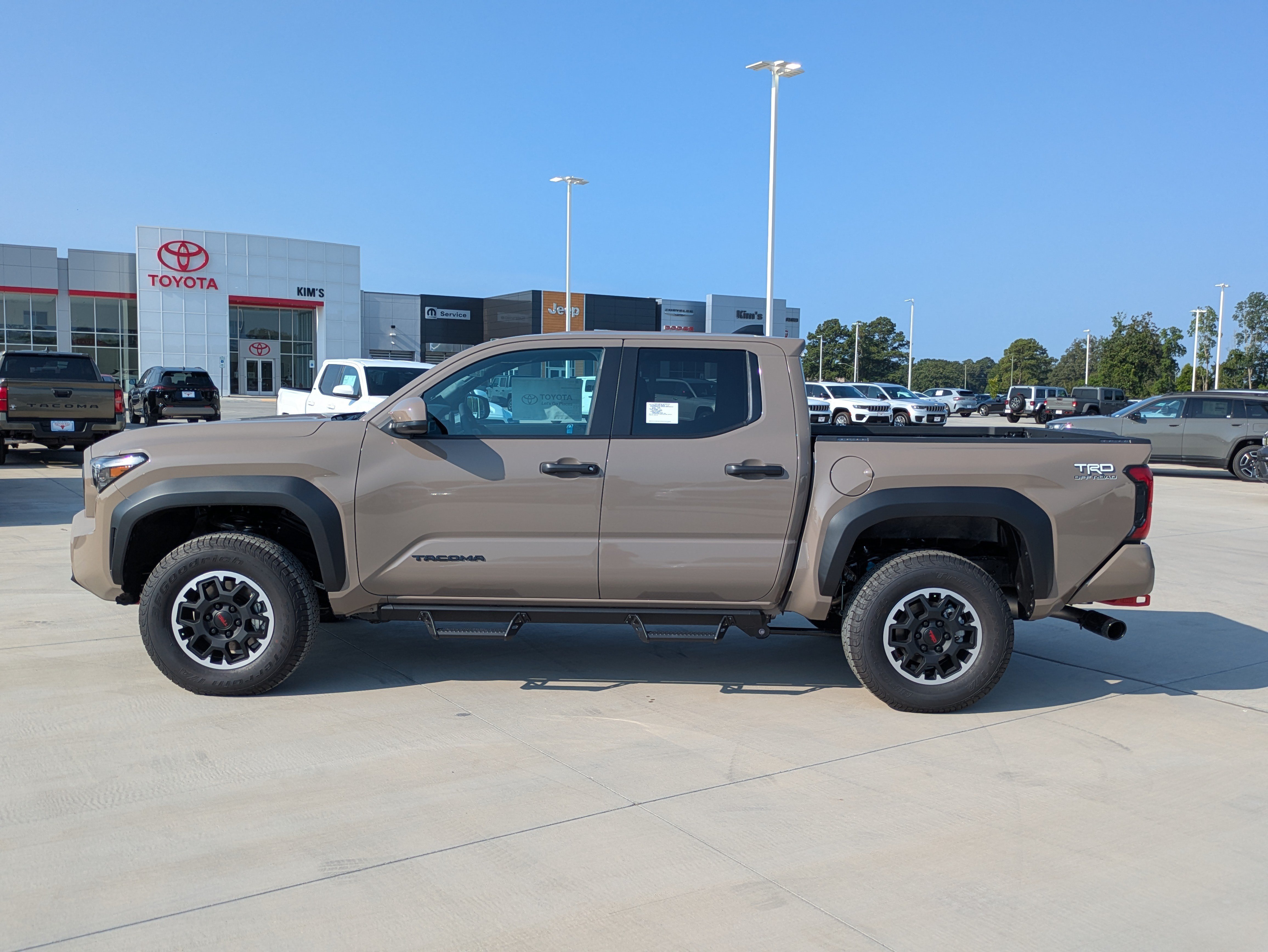 New 2026 Toyota Tacoma TRD Off-Road AWD/4WD image 2