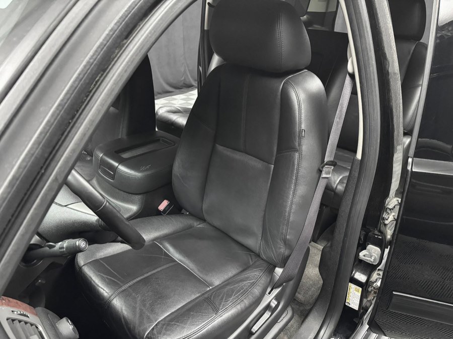 Used 2013 GMC Yukon XL SLT image 30