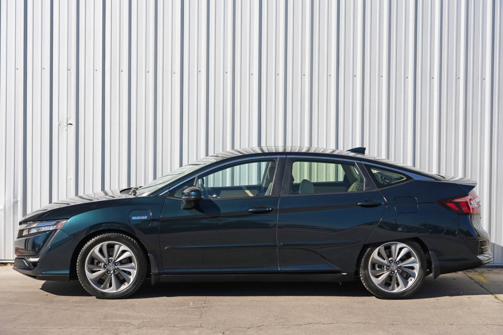 Used 2018 Honda Clarity Touring image 43