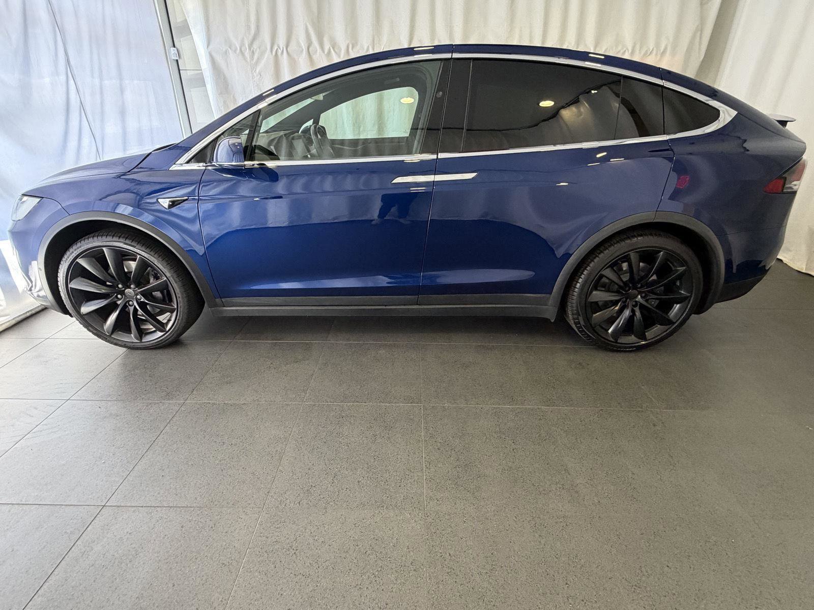 Used 2020 Tesla Model X Long Range image 2