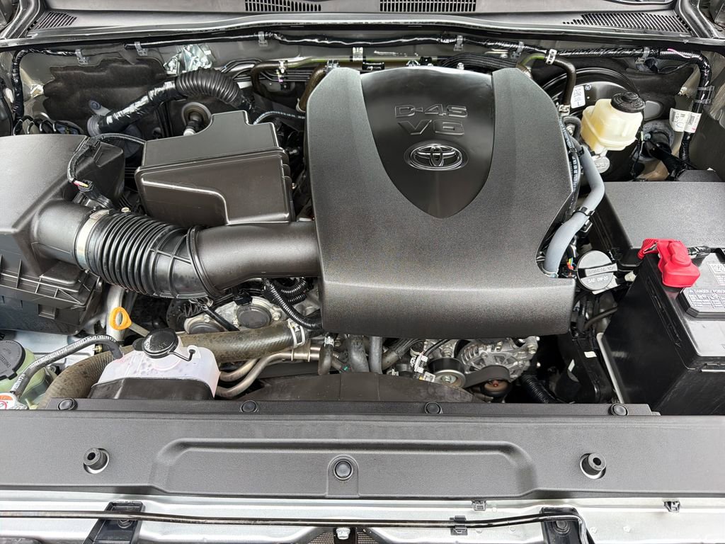 Used 2022 Toyota Tacoma SR5 image 31