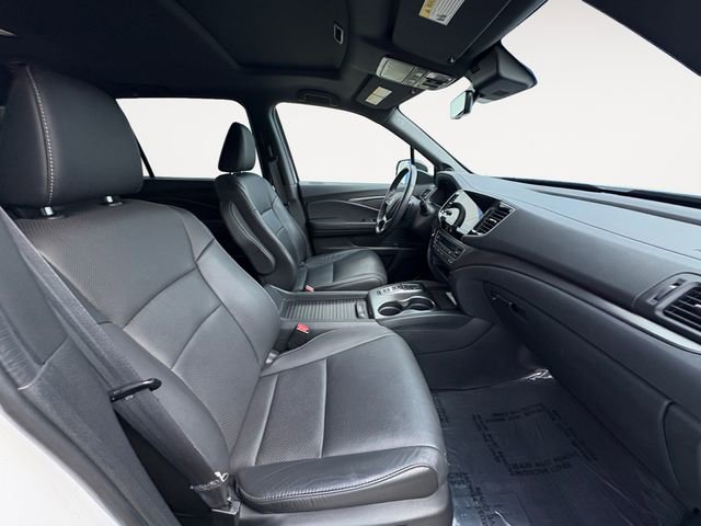 Used 2023 Honda Passport EX-L image 14