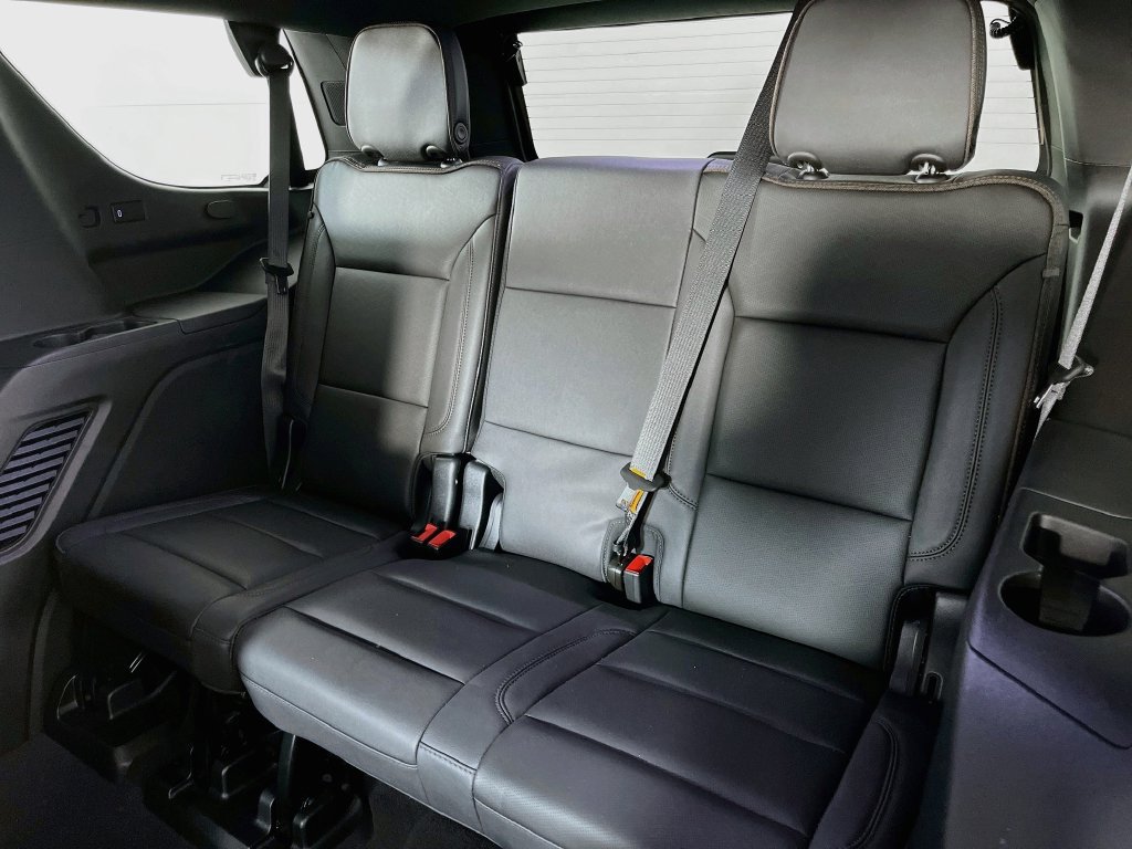 Used 2023 Chevrolet Tahoe High Country AWD/4WD image 35