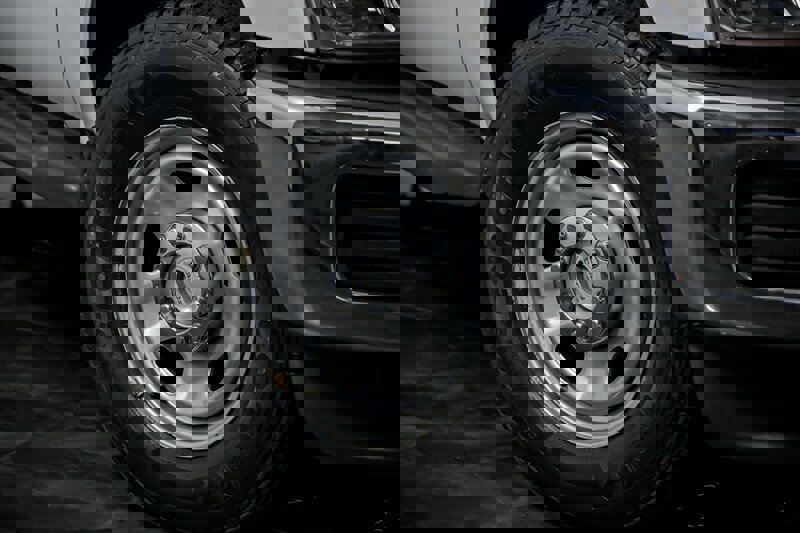 Used 2015 Ford F350 XL w/ Power Equipment Group image 3