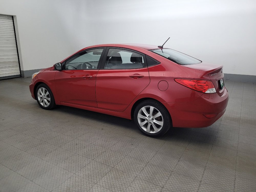 Used 2014 Hyundai Accent GLS w/ Option Group 2 image 3