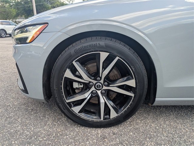 Used 2024 Volvo S60 B5 Core image 11