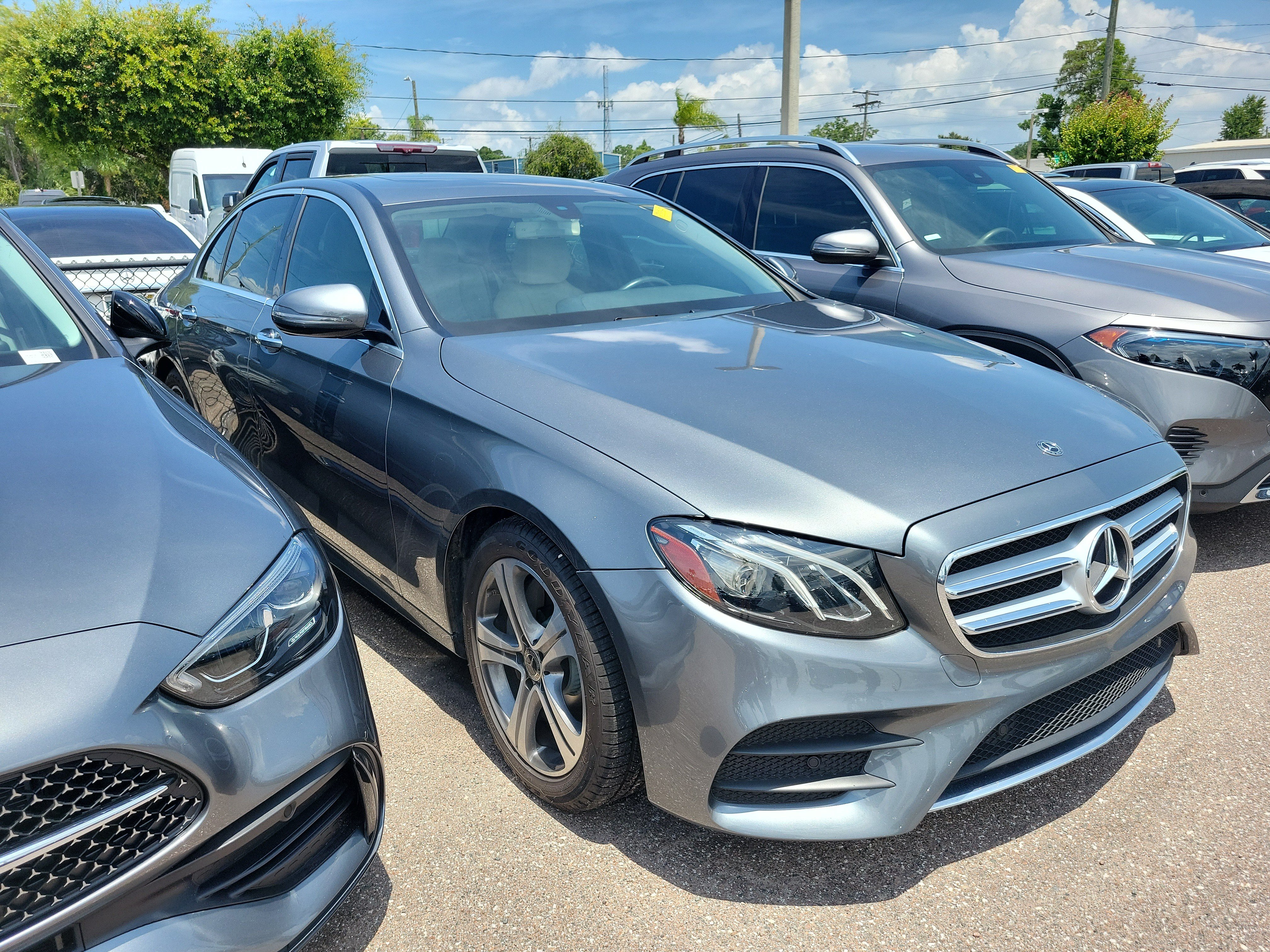 Used 2020 Mercedes-Benz E 350 Sedan image 2
