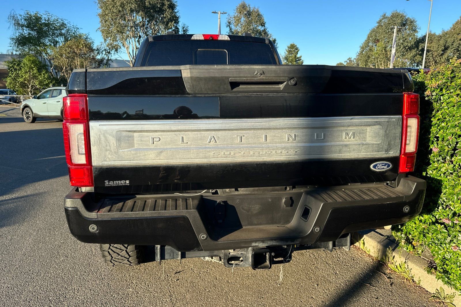 Used 2022 Ford F250 Platinum w/ Tremor Off-Road Package image 6