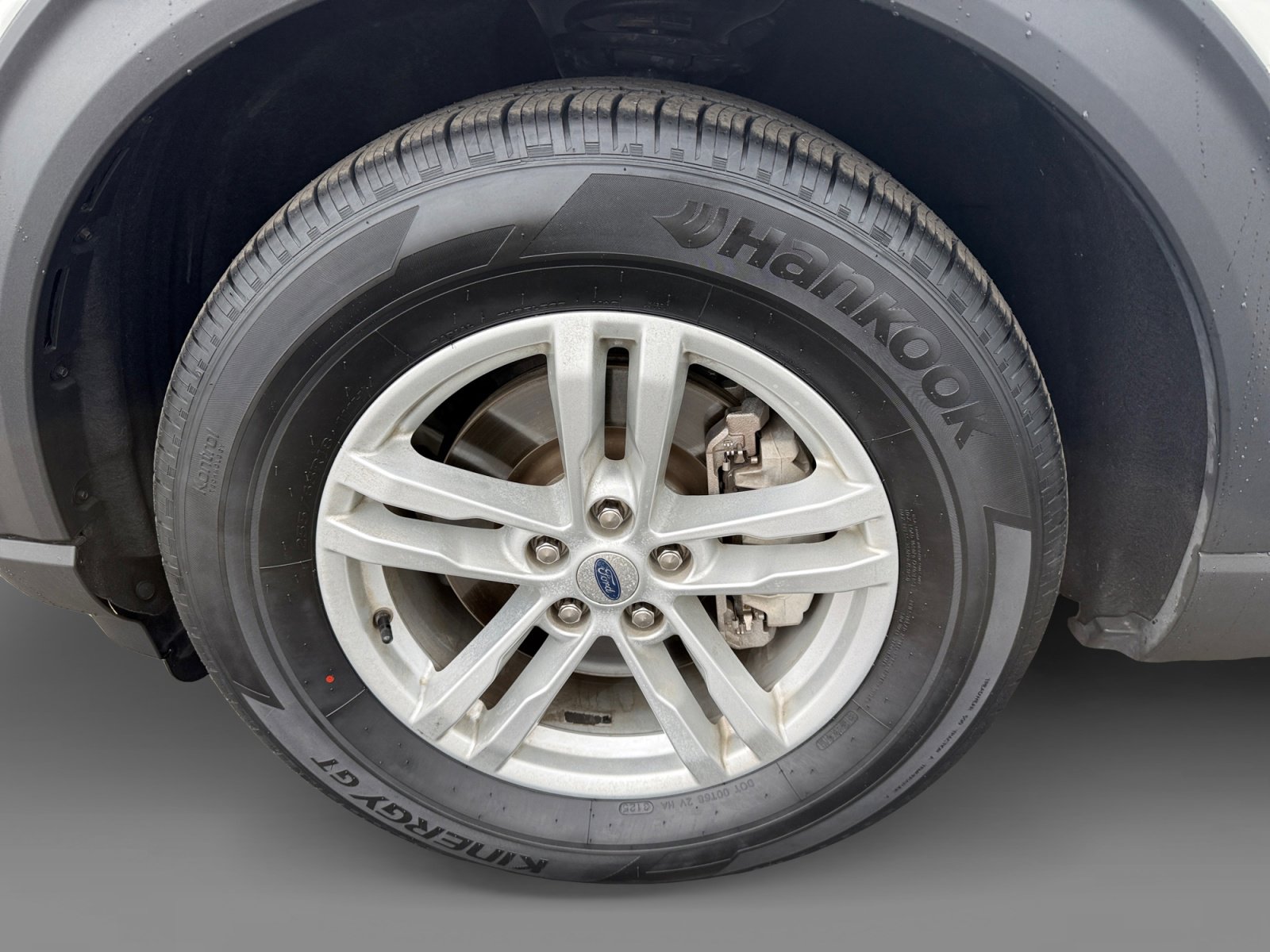 Used 2022 Ford Explorer XLT image 9