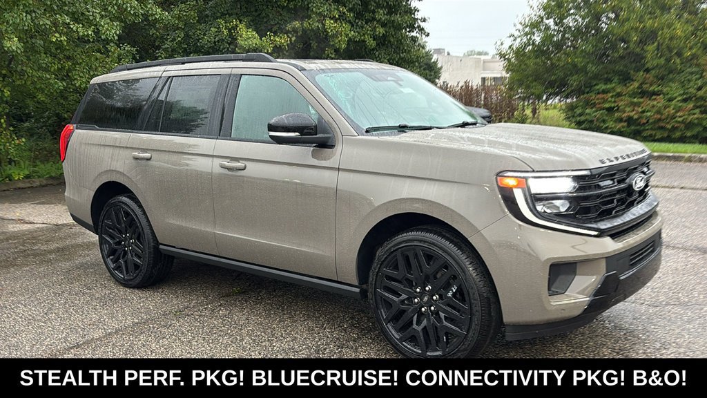 New 2027 Ford Expedition Platinum w/ Stealth Performance Package AWD/4WD image 25