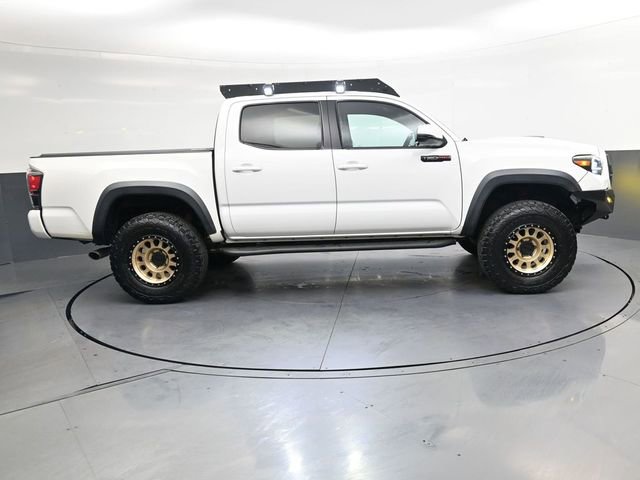 Used 2017 Toyota Tacoma TRD Pro image 3