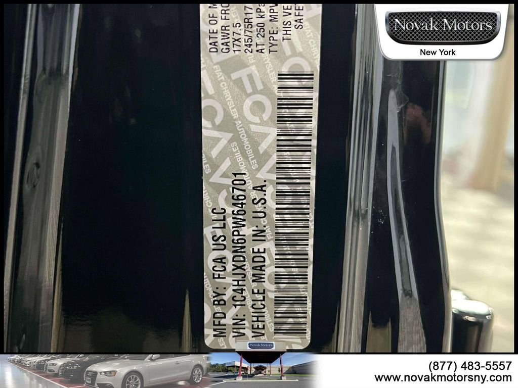Used 2023 Jeep Wrangler Sport S AWD/4WD image 18