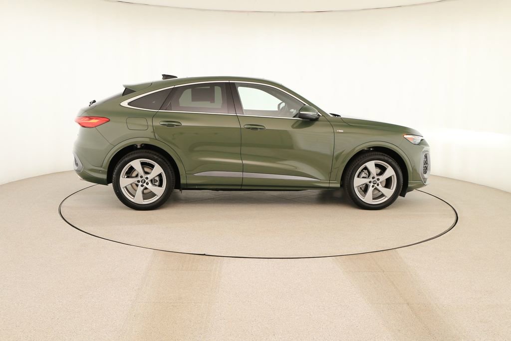 New 2025 Audi Q5 Prestige image 8