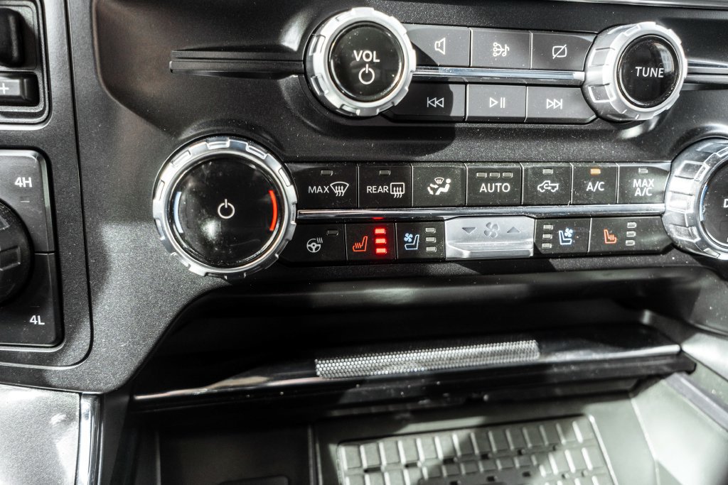 Used 2023 Ford F150 Lariat w/ Equipment Group 502A High AWD/4WD image 9