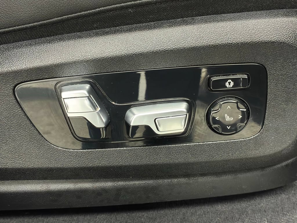 Used 2019 BMW X7 xDrive50i w/ Premium Package AWD/4WD image 59
