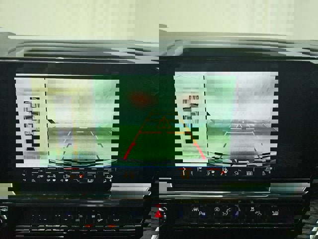 New 2026 GMC Sierra 1500 SLT w/ SLT Premium Plus Package image 7