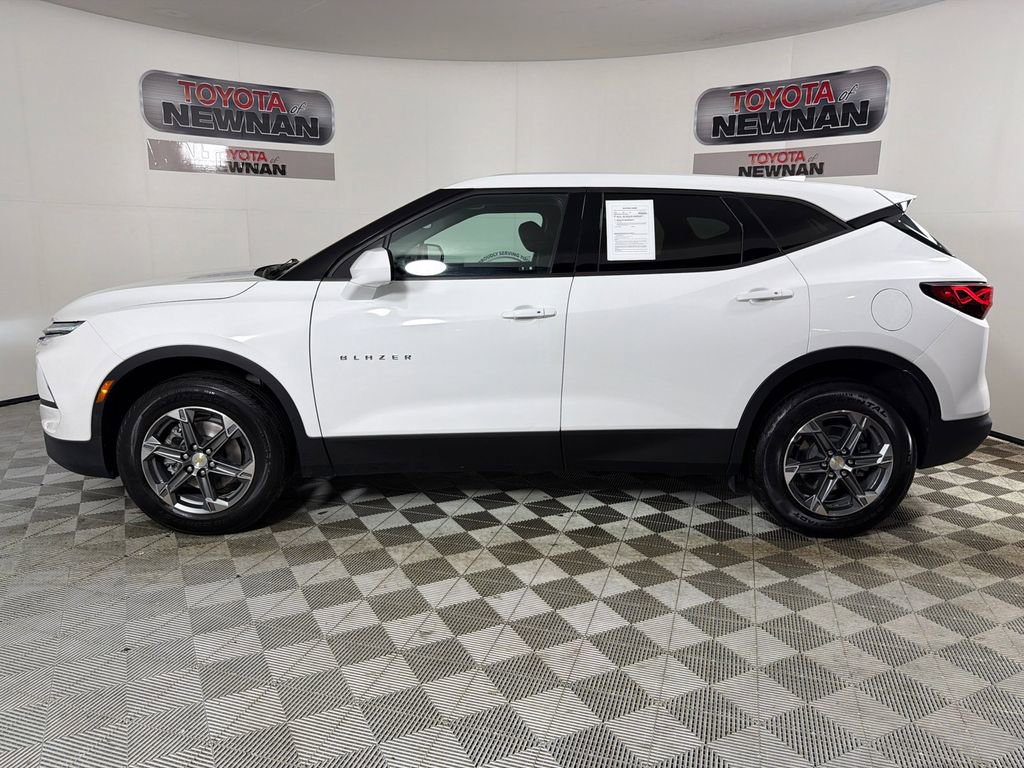 Used 2023 Chevrolet Blazer LT image 6
