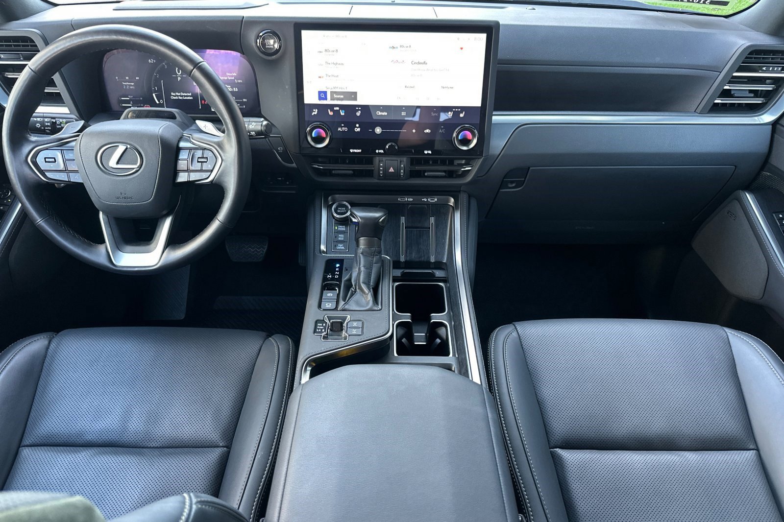 Certified 2024 Lexus GX 550 550 Overtrail+ image 17