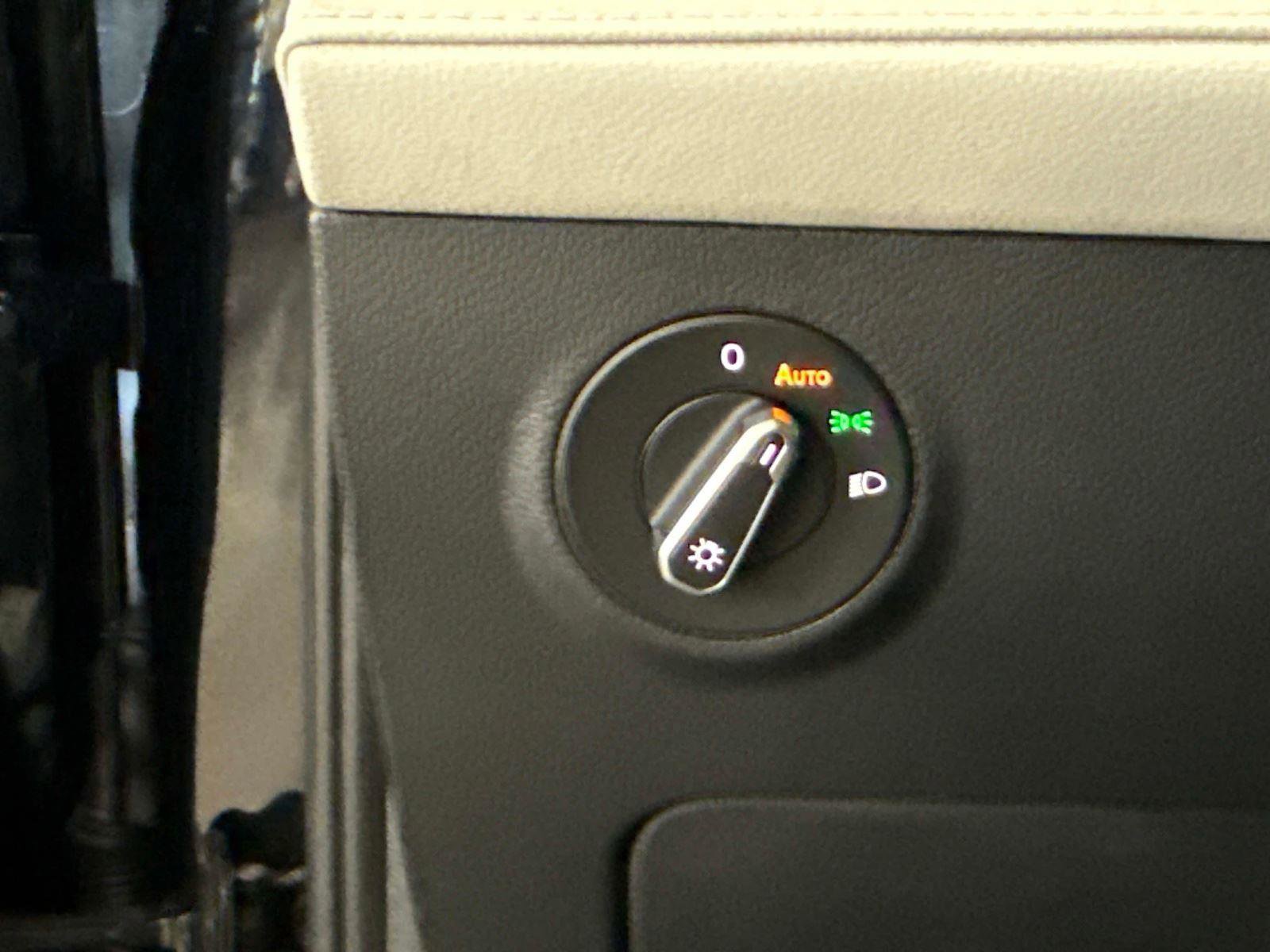 New 2026 Volkswagen Taos S image 29