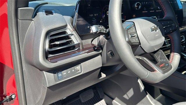 New 2026 Chevrolet Traverse RS w/ LPO, Floor Liner Package image 17