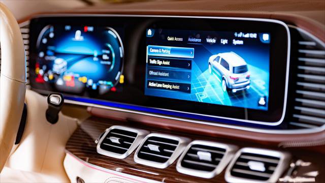 Used 2023 Mercedes-Benz Maybach GLS 600 4MATIC image 46