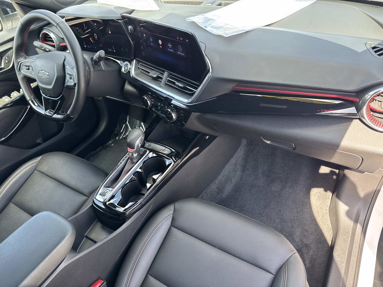 Used 2024 Chevrolet Trax RS w/ Driver Confidence Package image 31